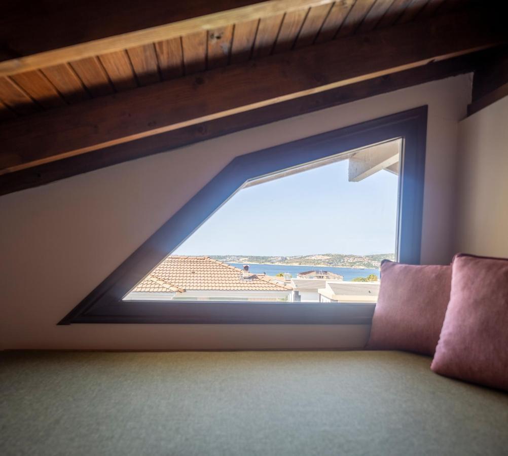Cesmekes Otel エクステリア 写真